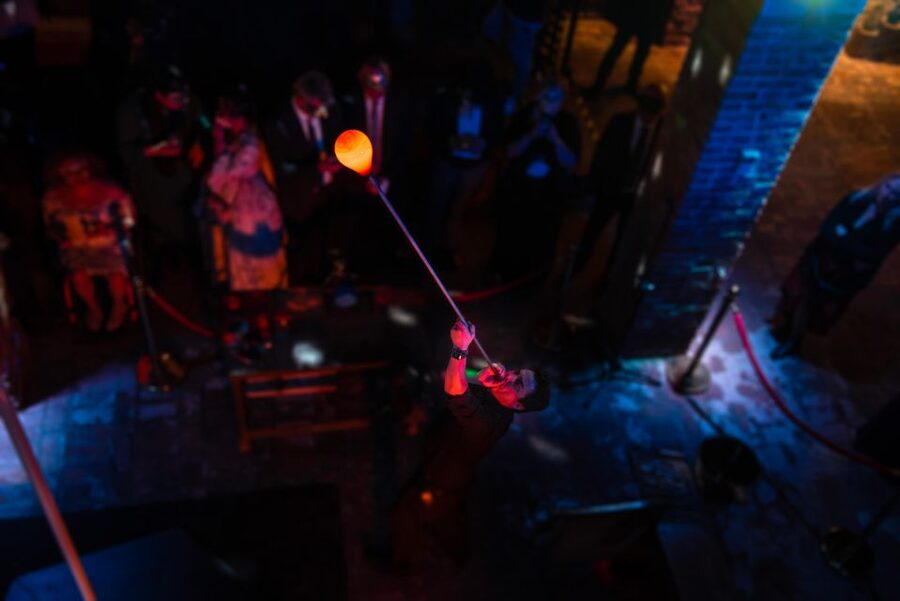 Murano: Glass Blowing Demonstration with Optional Drinks - Who will enjoy it most