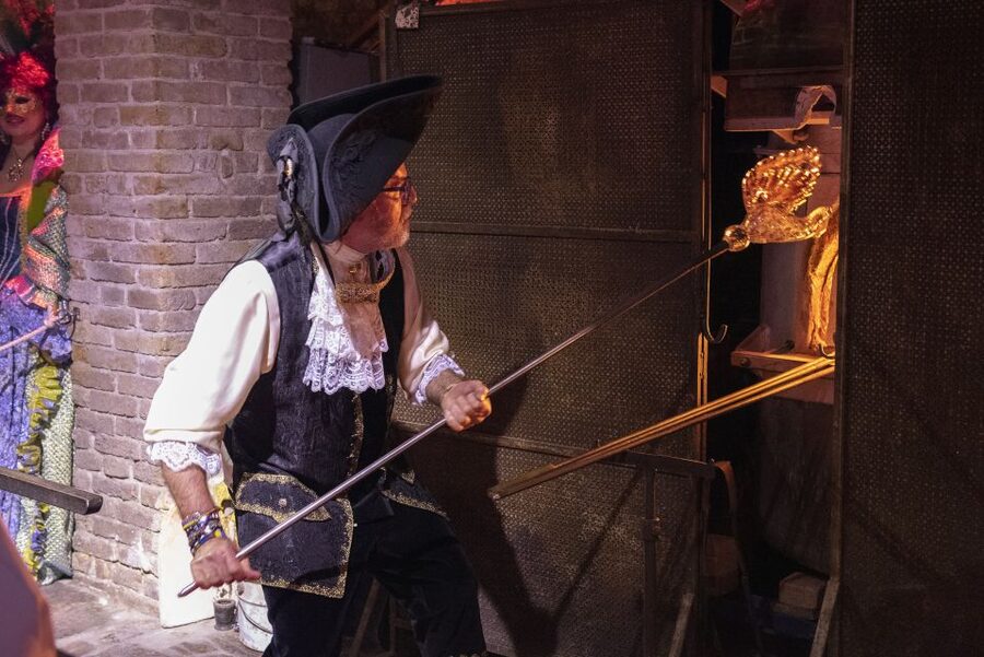 Murano: Glass Blowing Demonstration with Optional Drinks - Is $16 a fair price?