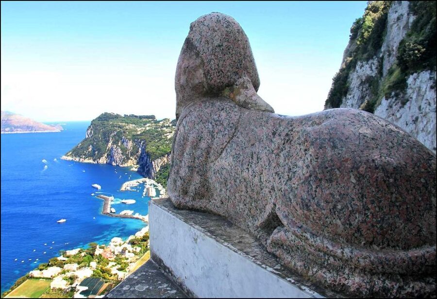 Naples: Capri Transfer with Island Boat Tour and Free Time - Why this Capri day works well from Naples