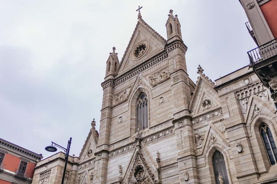 Naples: Old Town Guided Walking Tour - Purgatorio ad Arco and Naples’ stranger stories