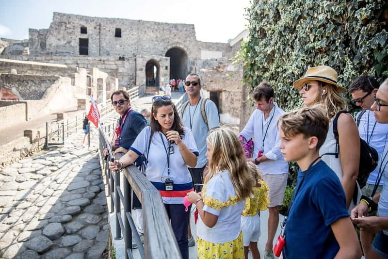 Naples or Sorrento: Full-Day Pompeii and Mount Vesuvius Tour - What to bring and who should book