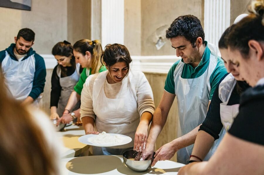 Naples: Pizza-Making Workshop with Drink and Appetizer - Key points to know before booking