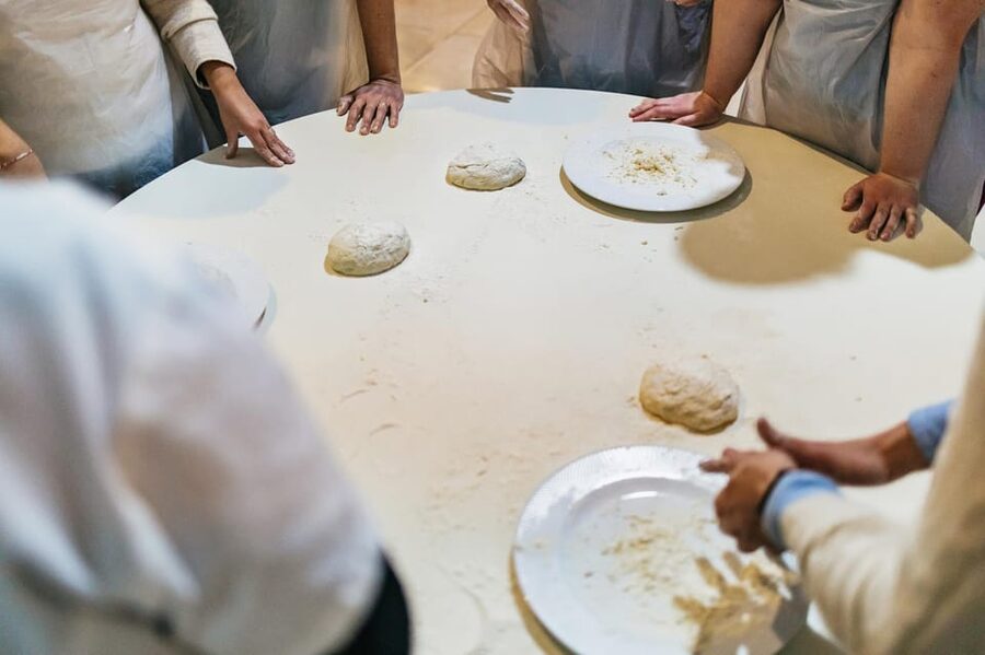Naples: Pizza-Making Workshop with Drink and Appetizer - Building a Margherita with San Marzano sauce