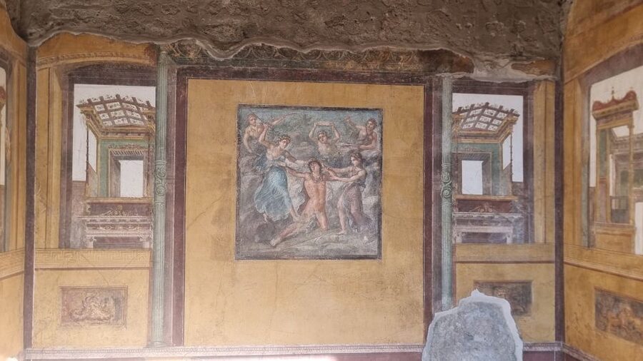 Naples: Pompeii Self Guided Audio Tour - What you see in four hours at the ruins