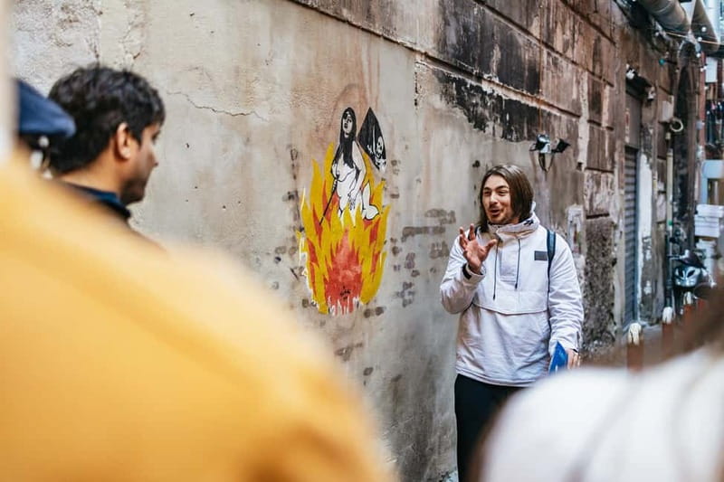 Naples: Street Art & History Tour in the Spanish Quarters - Meeting the guide at Piazzetta Matilde Serao
