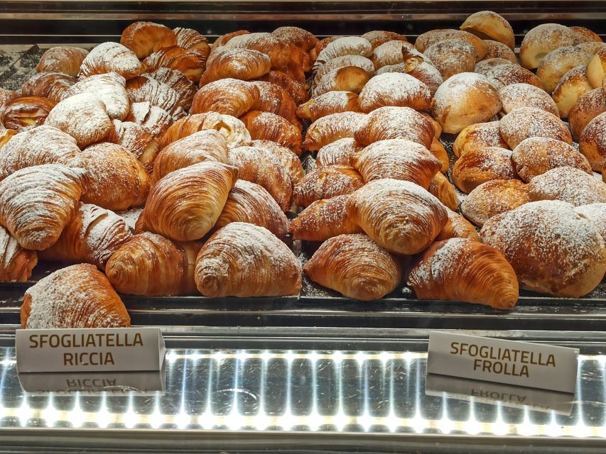 Naples: Street Food Walking Tour with Local Guide - Who should book this Naples food tour?