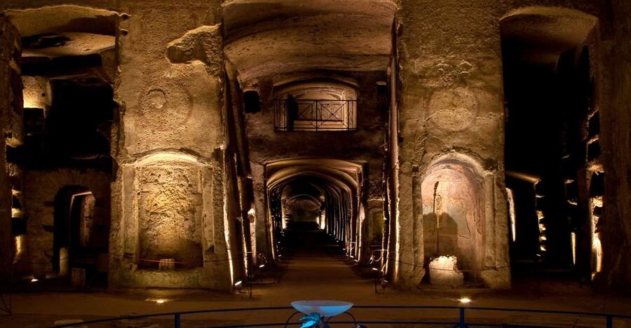 Naples: The Holy Mile 3-Hour Guided Tour - Starting beneath Naples at the Catacombs of San Gennaro