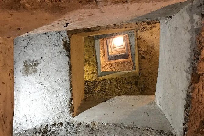 Naples Underground Spanish Quarters with Guide - The World War II shelter adds a human scale