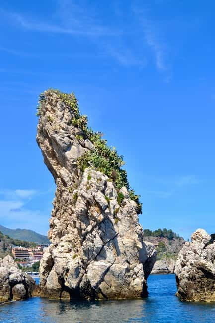 Naxos: Taormina Boat Tour with Snorkeling and Prosecco - Who will enjoy this two-hour cruise
