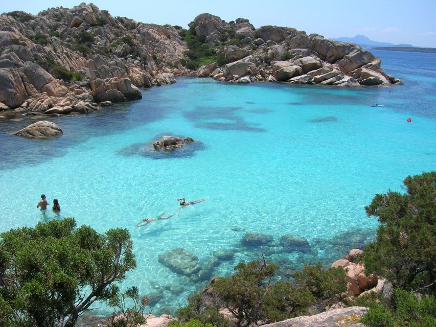 Olbia: Maddalena Archipelago Boat Tour with Minibus Transfer - Who will get the most from this tour