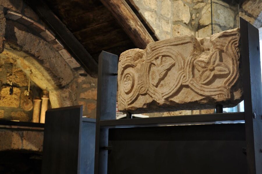 Orvieto: Pozzo della Cava Entry Ticket - Location and the Walk Across Orvieto