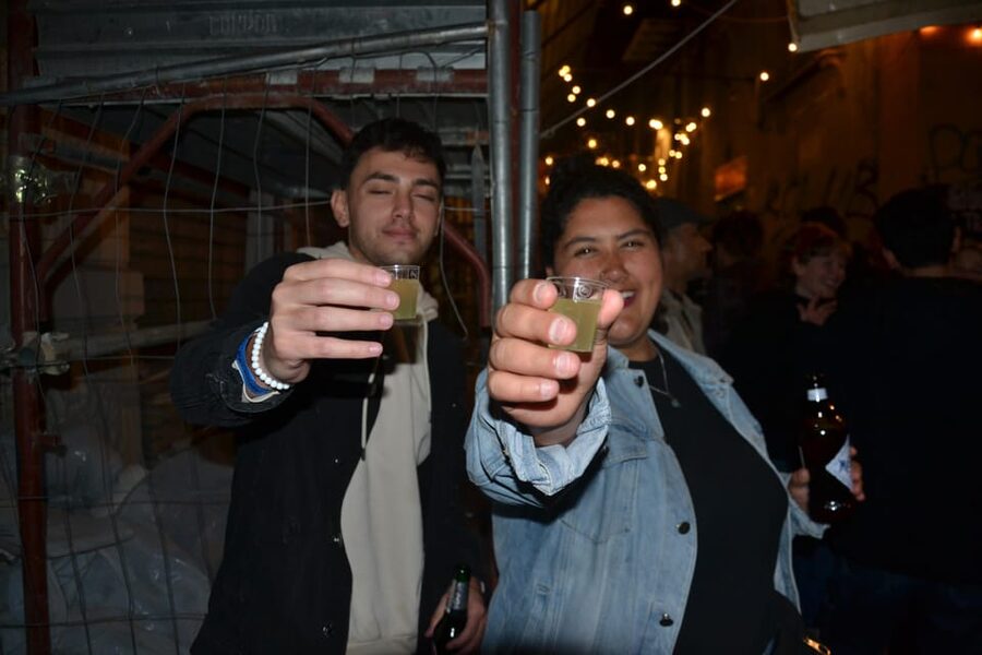 Palermo: Guided Bar Crawl with Shots and Discounts on Drinks - Stop four: music, dancing, and local nightlife