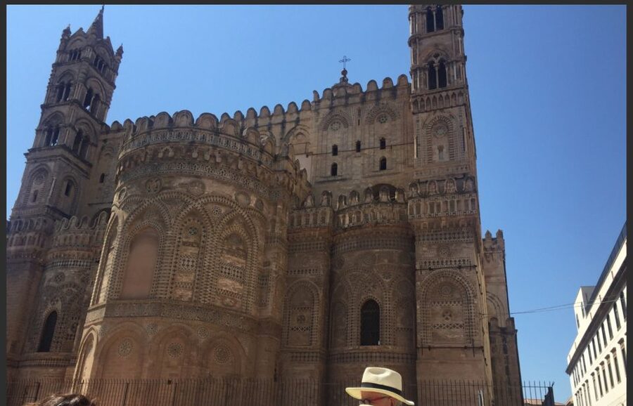 Palermo: Markets and Monuments City Center Walking Tour - Pace, clothing, and practical comfort