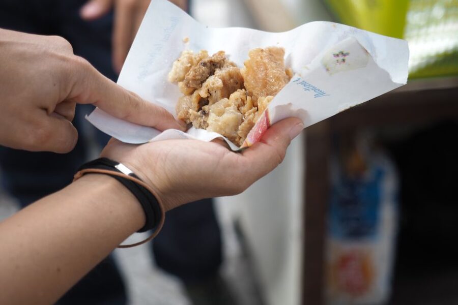 Palermo: Street Food and Local Market Tasting Tour - Pani ca’meusa and the adventurous bites