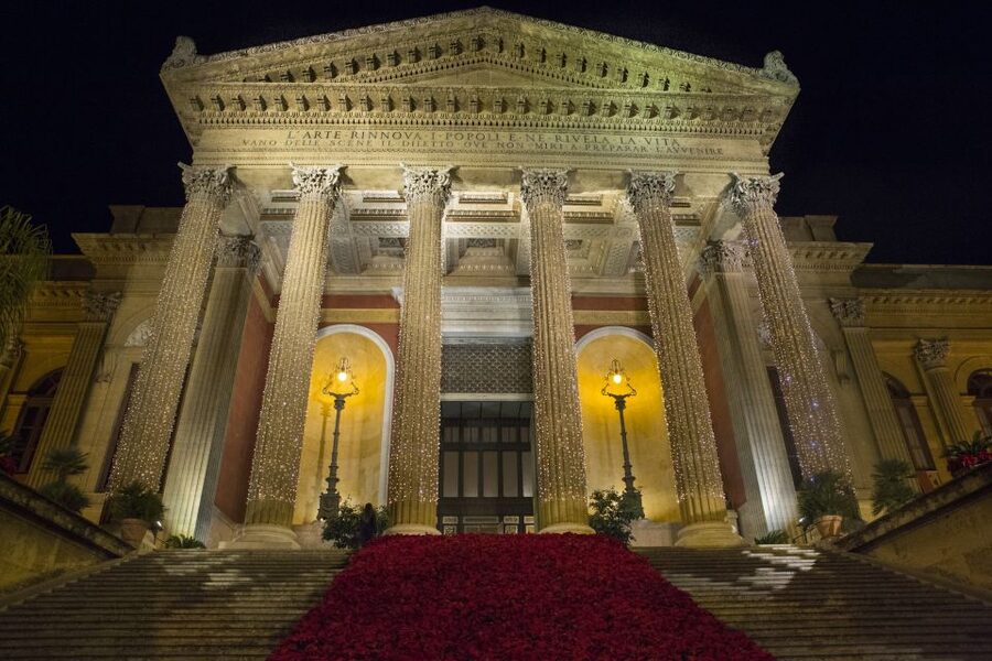 Palermo: Teatro Massimo Opera House Guided Tour - The auditorium: gold, velvet, wood, and glass