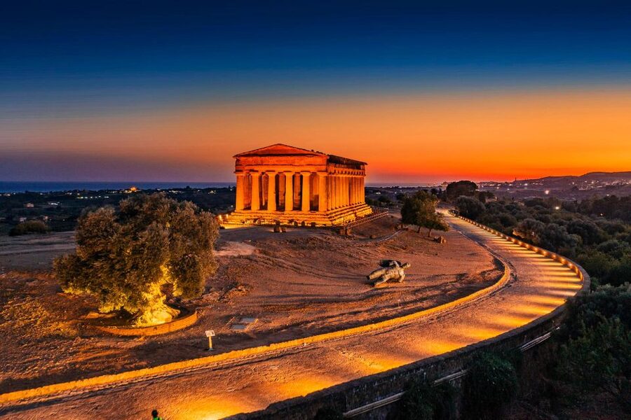 Palermo: Valley of the Temples and Scala dei Turchi Day Trip - Key points at a glance
