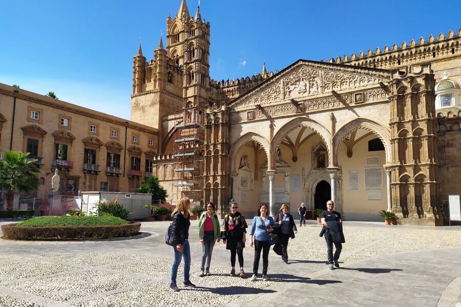 Palermo: Walking Tour of Historic Markets and Monuments - Key Points At A Glance