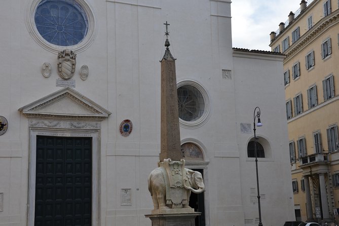 Pantheon Elite Guided Tour - Rome's Iconic Ancient Temple - Crowds, group size, and the meaning of timed entry