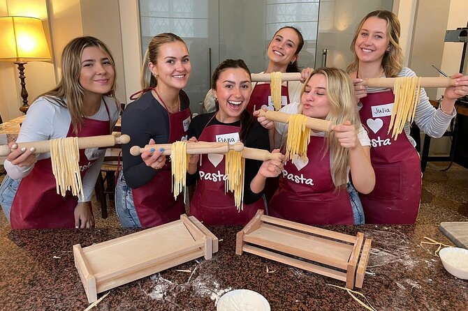 Pastamania - Florence Pasta Making Class - Meeting the chef beside the Arno