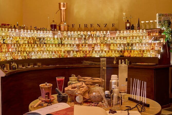 Perfume Masterclass in Florence: Make your Own Personal Fragrance - Entering Florence’s old apothecary