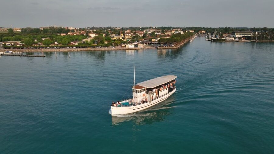 Peschiera: Half-Day Lake Garda Cruise with Lunch - Setting out from Peschiera del Garda