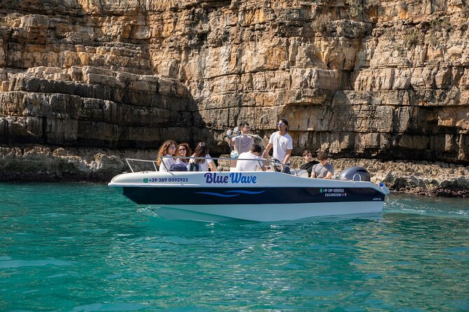 Polignano a Mare: Boat Tour of the Caves - Small Group - Swimming, snacks, and a glass of prosecco