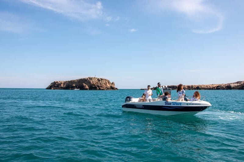 Polignano a Mare: Boat Tour with Prosecco and Snacks - Prosecco, Taralli, and a Relaxed Finish