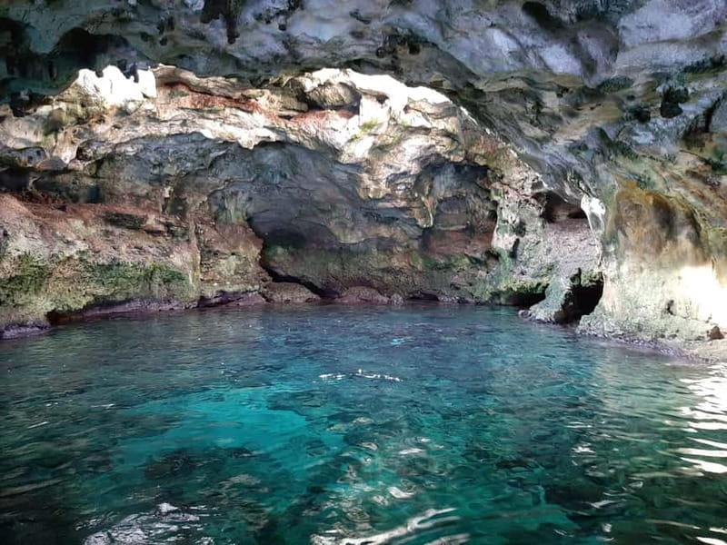 Polignano a Mare: Boat Tour with Prosecco and Snacks - The Skippers Make a Real Difference