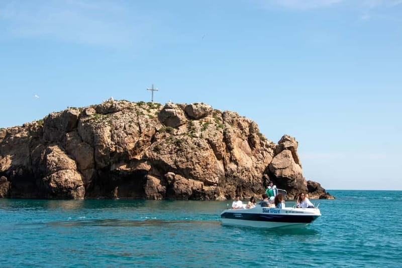 Polignano a Mare: Boat Tour with Prosecco and Snacks - Lama Monachile, Polignano’s Classic View