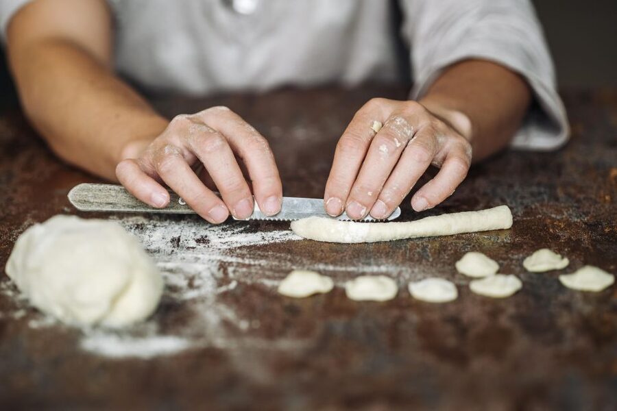 Polignano a Mare: Pasta Making Cooking Class with Drink - Learning the basics of Apulian pasta