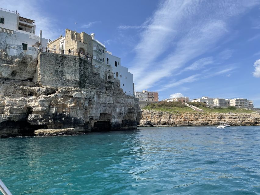 Polignano a Mare: Speedboat Cruise to Caves with Aperitif - Why Polignano a Mare looks different from the water
