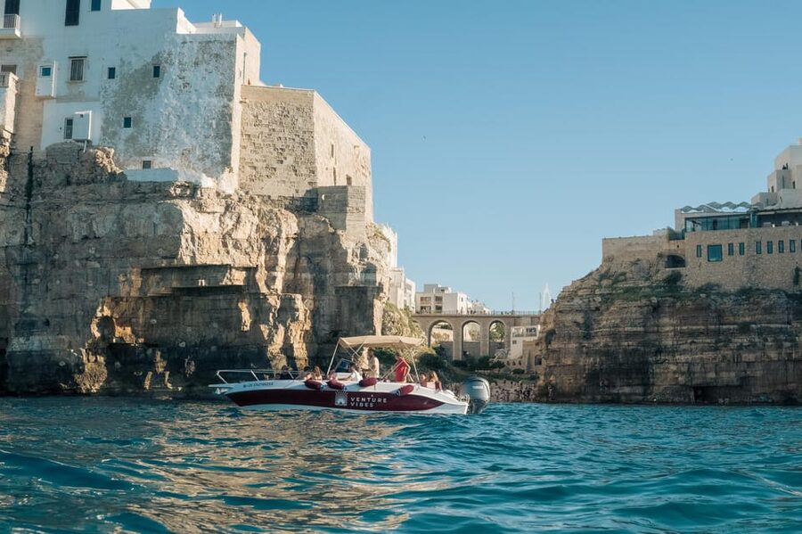 Polignano Sea Caves: Boat Tour with Snorkeling & Aperitif - What the two hours feel like