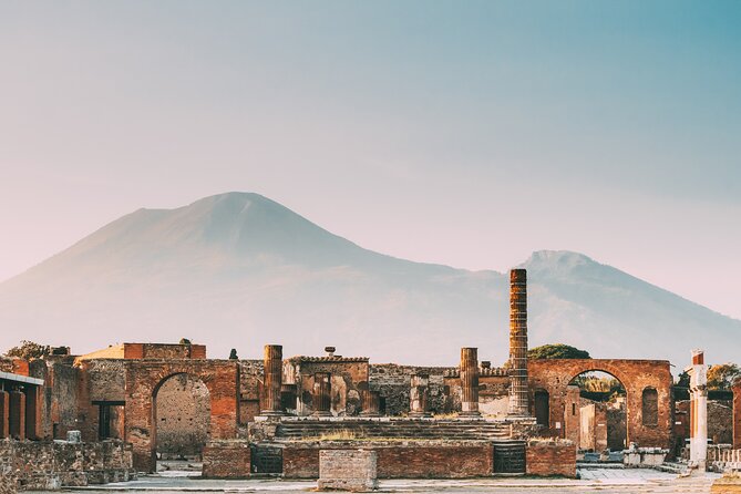 Pompeii and Mount Vesuvius Day Trip from Rome with Pizza Lunch - Choosing the Vesuvius crater hike