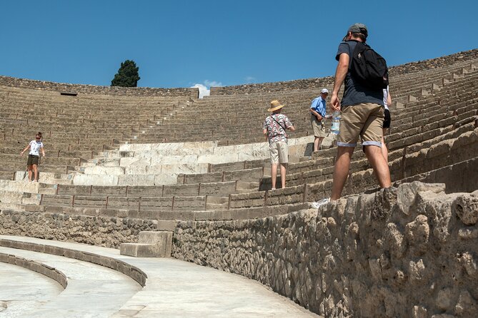 Pompeii and Mount Vesuvius Day Trip from Rome with Pizza Lunch - The geologist-guided walk: easier, but not effortless