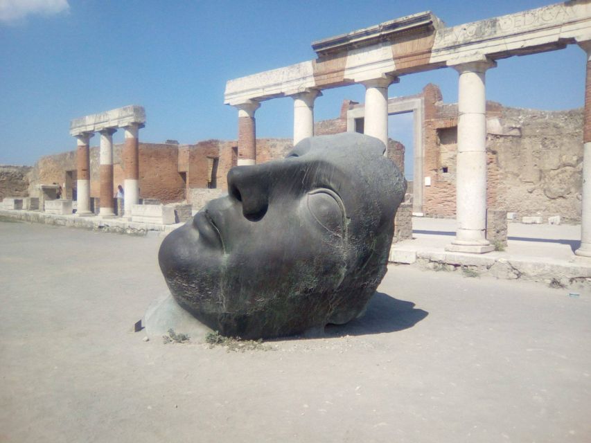 Pompeii and Vesuvius Full-Day Tour from Amalfi Coast - The cameo and coral factory stop