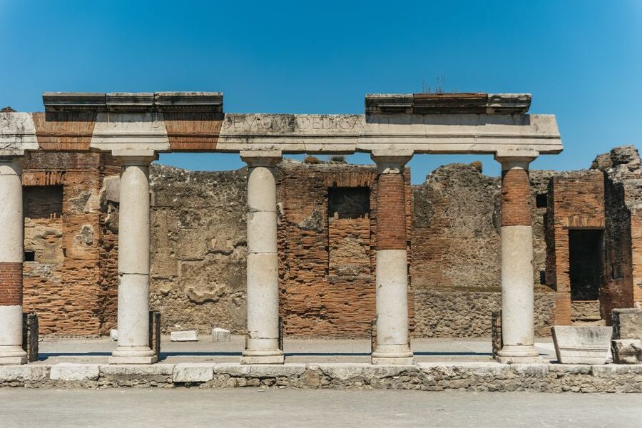 Pompeii: Archaeological Park Tour with Ticket on request - Walking the ancient streets
