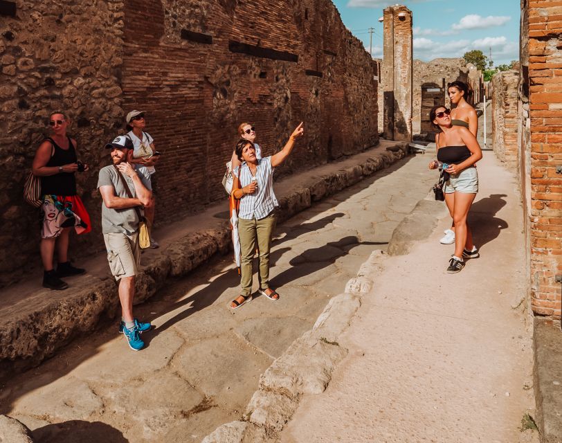 Pompeii: Entry Ticket and Guided Tour with an Archaeologist - Is $35 a Fair Price?