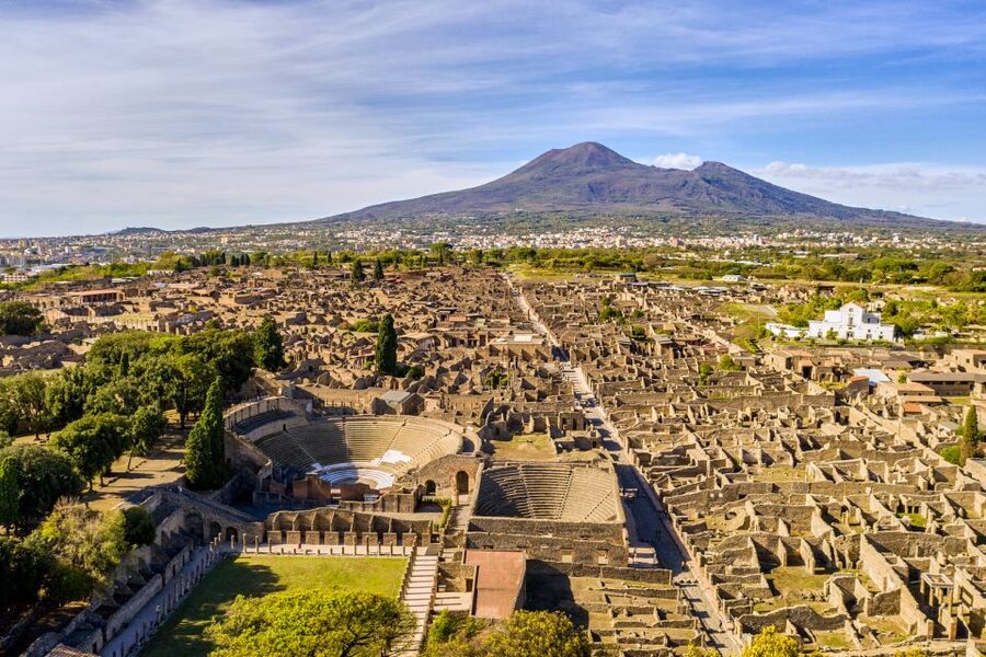 Pompeii: Guided Walking Tour with Entrance Ticket - Streets, shops, and signs selling wine