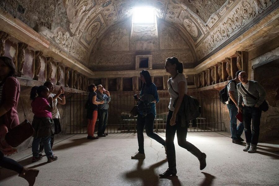 Pompeii: Private Tour with an Archaeologist - The theaters and the Amphitheater of Pompeii