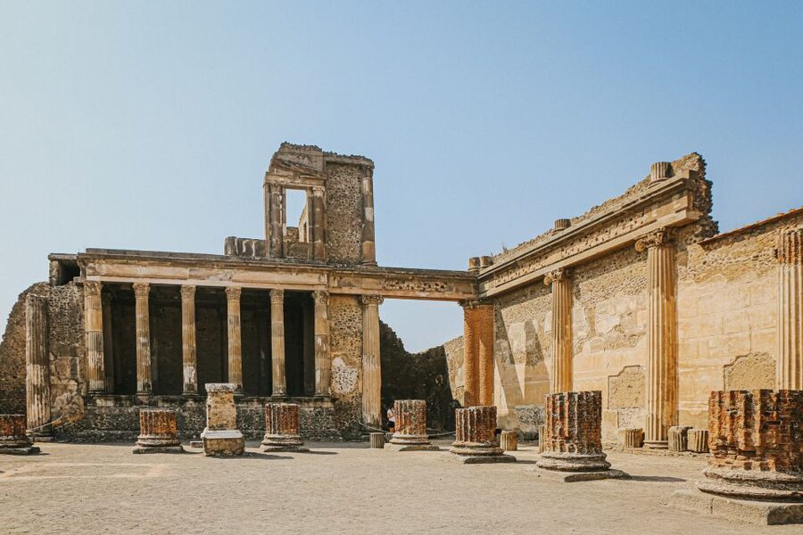 Pompeii: Private Tour with an Archaeologist - Why the archaeologist guide matters