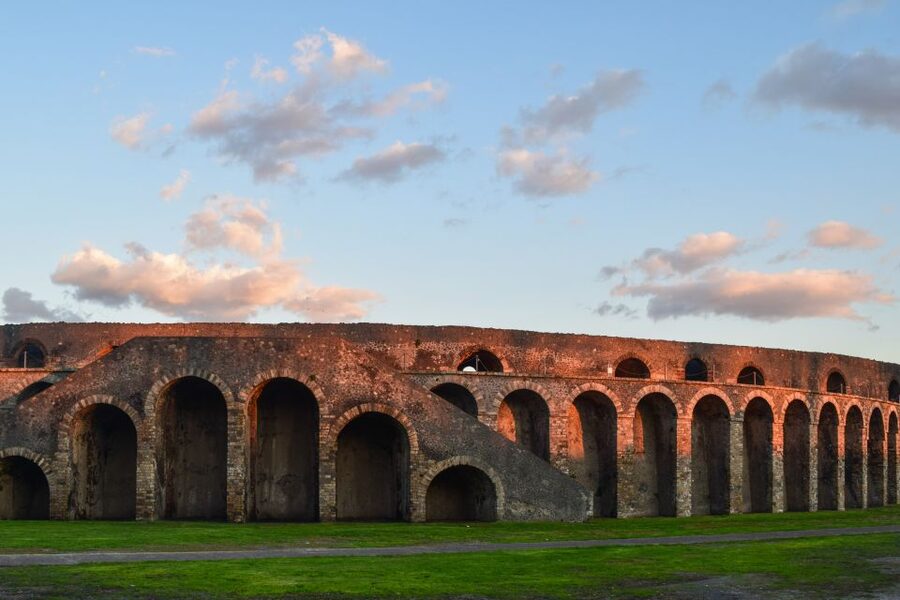 Pompeii: Skip-the-Line Entrance Ticket with Audio Guide - Using the audio guide and map