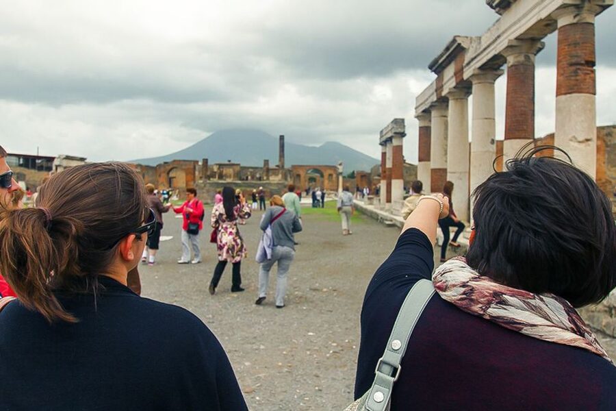 Pompeii: Skip-the-Line Guided Tour with Expert Archaeologist - New excavations and Pompeii’s unfinished story