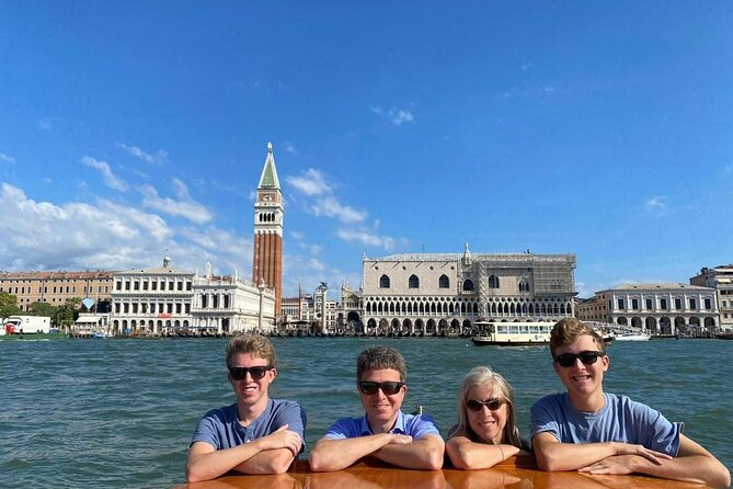 Private 3 hrs Venice Tour: St Mark's, Walking tour & Boat tour - The break between tours