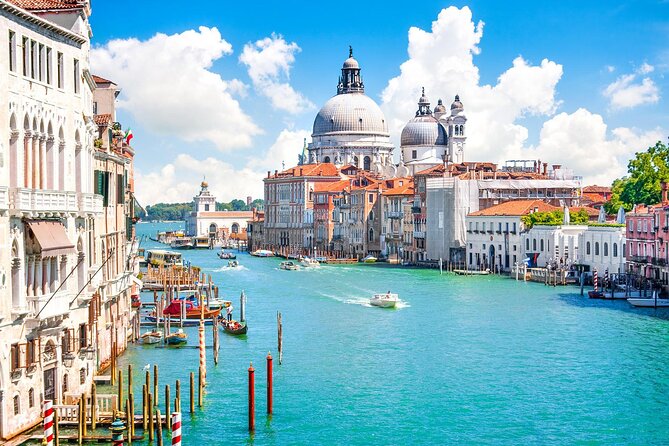 Private 3 hrs Venice Tour: St Mark's, Walking tour & Boat tour - The Grand Canal from a small boat