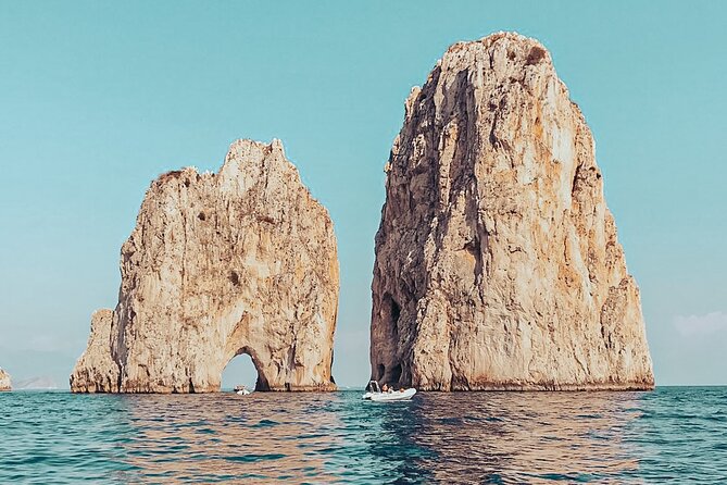 Private Boat Tour of Capri - Villa Malaparte and the Coral Cave