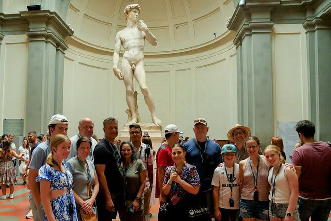 Private Florence Tour: 3-Hour Walking Tour with a Licenced Guide - San Lorenzo, the Medici Chapels, and the Medici Palace