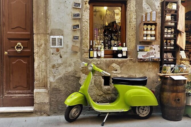 PRIVATE Full-Day Siena, San Gimignano and Chianti from Florence - Siena and the shell-shaped Piazza del Campo