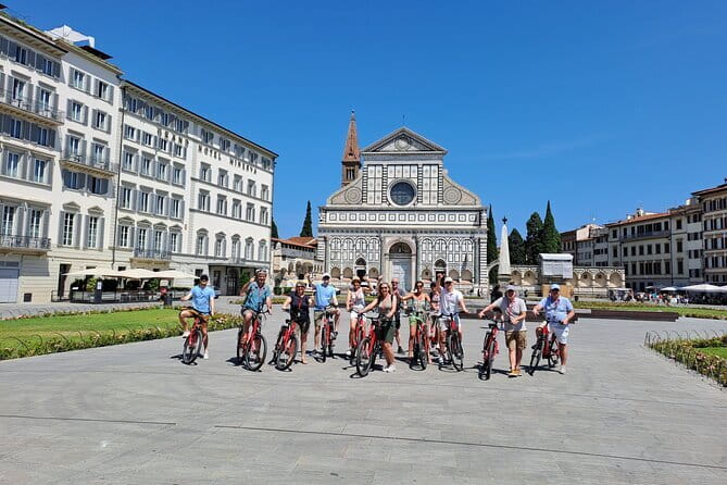 Private Highlights of Florence Bike Tour - Piazza della Signoria and Piazza della Repubblica