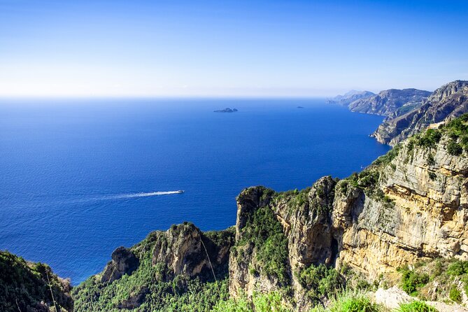 Private Pompeii, Positano & Amalfi coast Tour from Rome - Private tour or small-group feel?