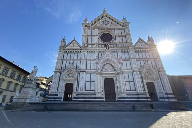 Private Self-Guided E-Bike Ride in Tuscany with Vineyard Visit - Who should book this ride?